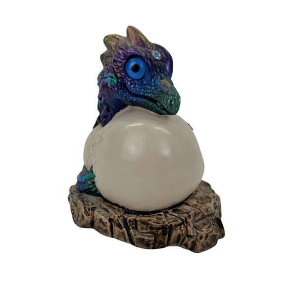 Windstone Editions Pena 1984 Hatching Peacock Empress Baby Dragon Egg Hatchling - Picture 1 of 6
